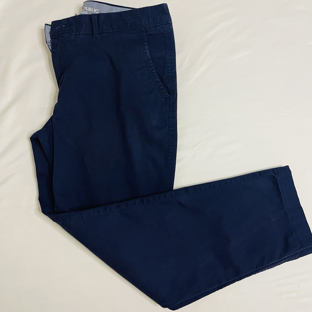 Banana Republic Women's City Chino Pants Size 8 Navy Blue